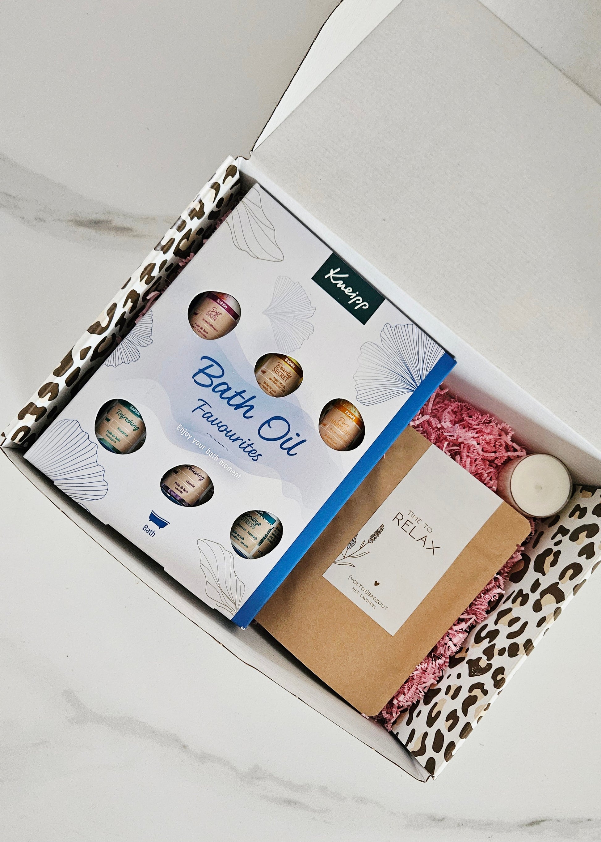 Love and flowers cadeaubox badmoment