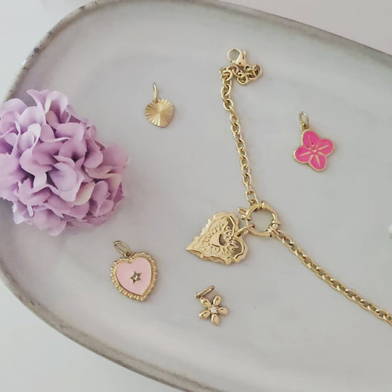 Armband stainless steel met charms van hartjes