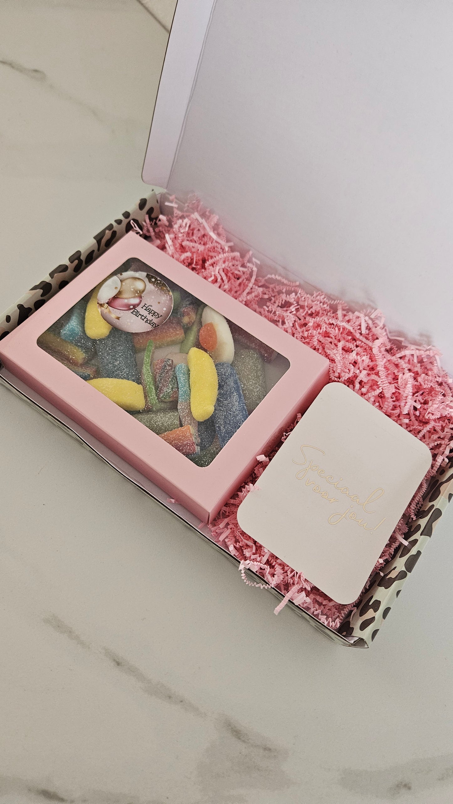 Snoepcadeau door de brievenbus